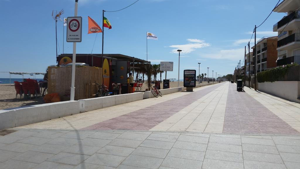 Apartamento Calafell Playa Bagian luar foto